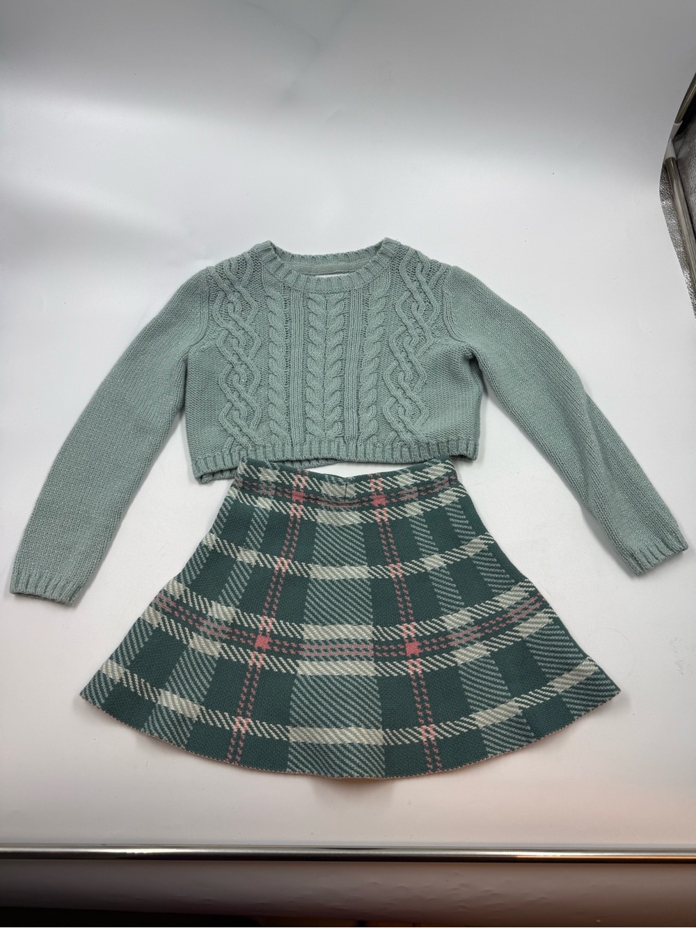 Cupcakes and cashmere 2 piece youth girl outfit size 4